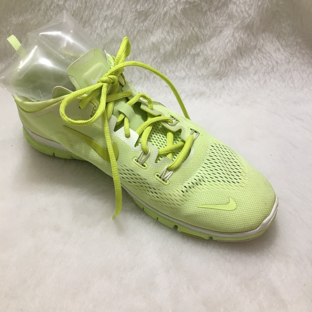 NIKE FREE 5.0 TR FIT 4 Women’s Athletic Shoes